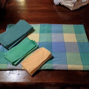 Vintage table cloth and napkins